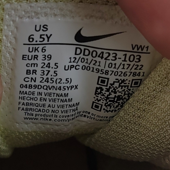 Nike Lebron Witness 6 'Easter' Coconut Milk Sneakers Size 6.5Y Wmn 8 DD0423-103 - Picture 8 of 8